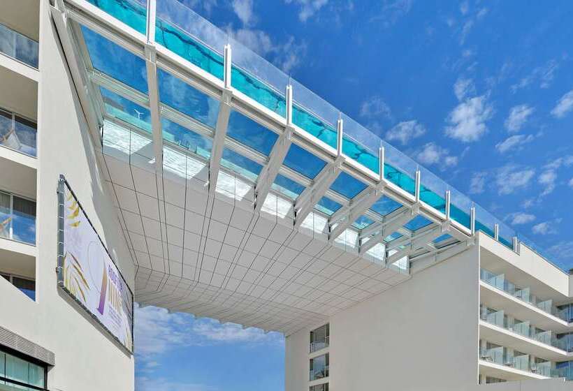 هتل Innside By Meliá Calviá Beach