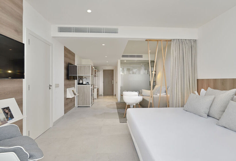 هتل Innside By Meliá Calviá Beach