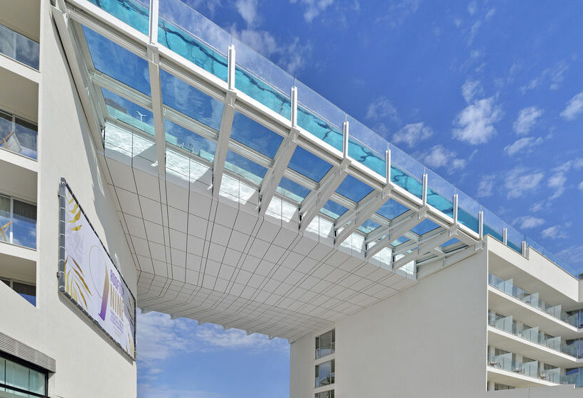 هتل Innside By Meliá Calviá Beach