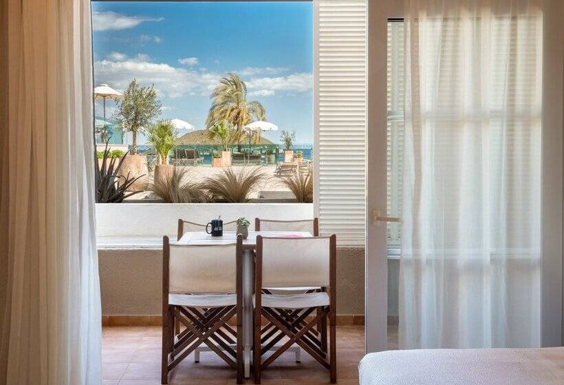 هتل Innside by Meliá Wave Calviá