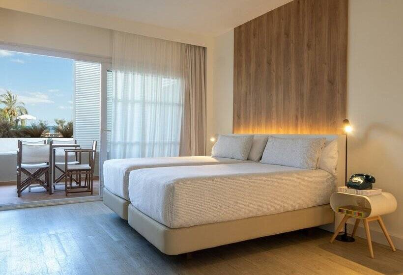 هتل Innside by Meliá Wave Calviá