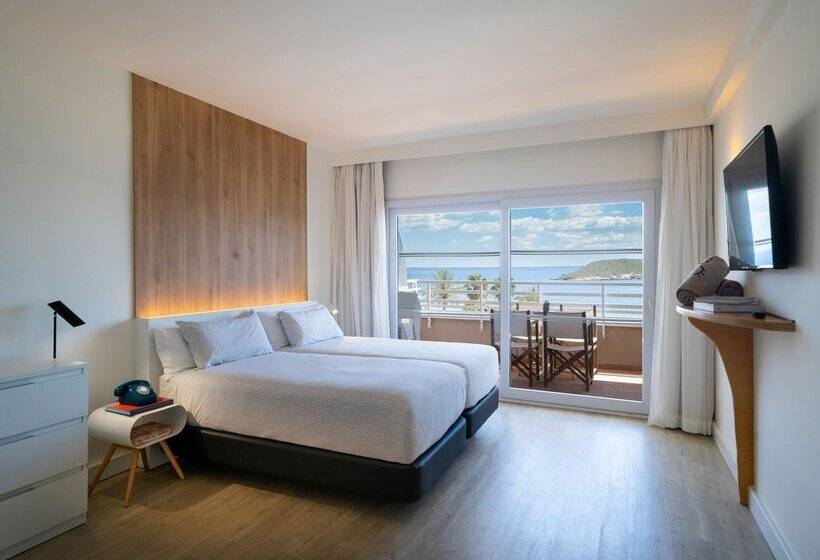 هتل Innside by Meliá Wave Calviá