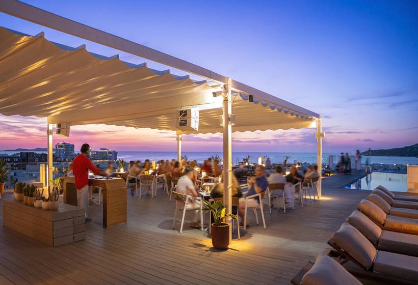 Отель Innside Ibiza Beach