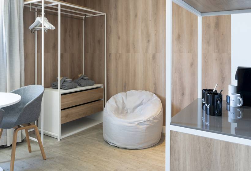 Отель Innside Ibiza Beach