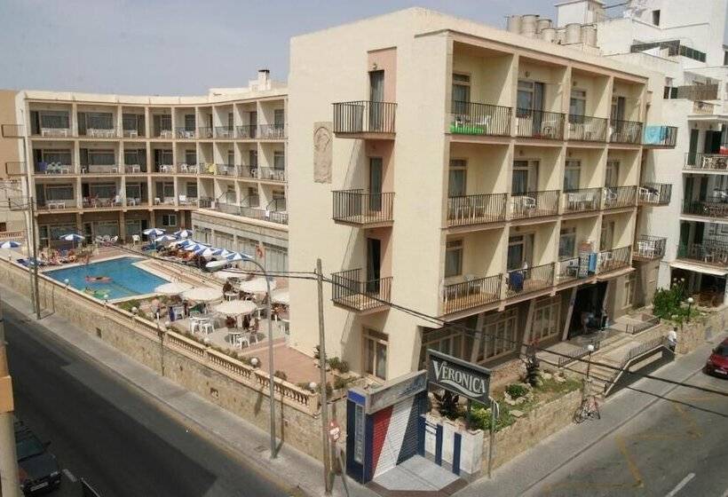 هتل Iris   Only Adults