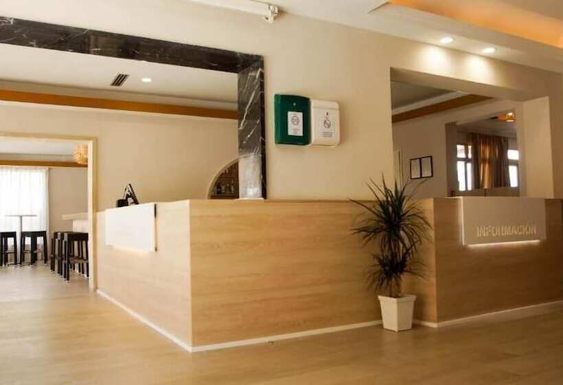 هتل Iris   Only Adults