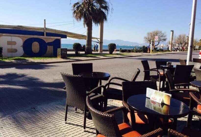 هتل Iris   Only Adults