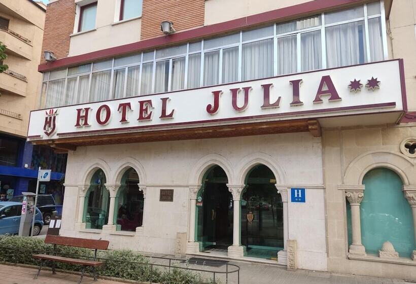 בית מלון כפרי Julia