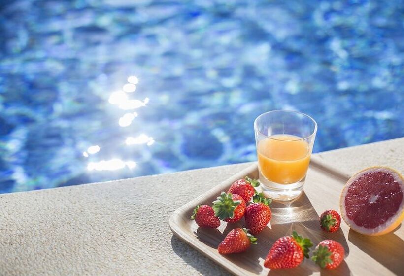 Las Gaviotas Suites Hotel & Spa