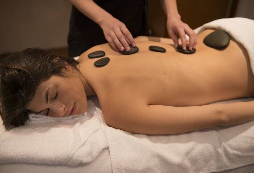 Las Gaviotas Suites Hotel & Spa