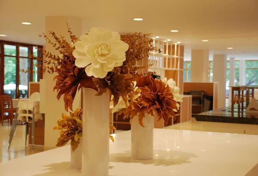 ホテル Los Robles