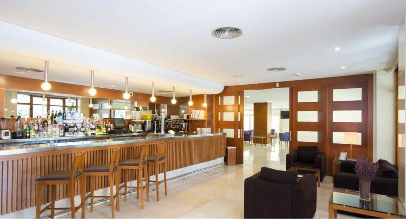 ホテル Los Robles