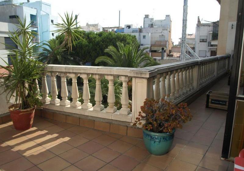 Отель Madison Bahia