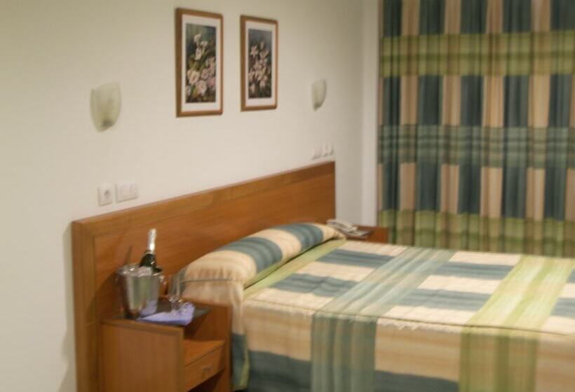 בית מלון כפרי Mavi