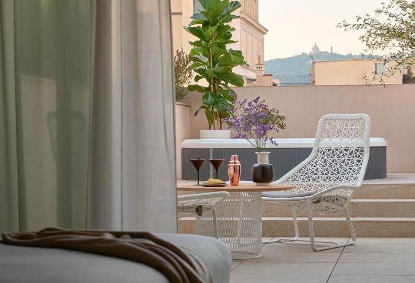 בית מלון כפרי Me Barcelona