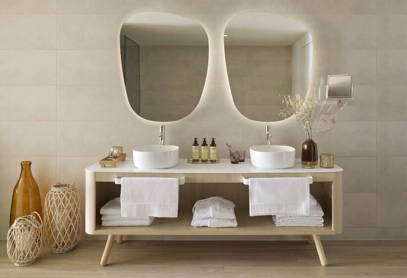 فندق Me Sitges Terramar