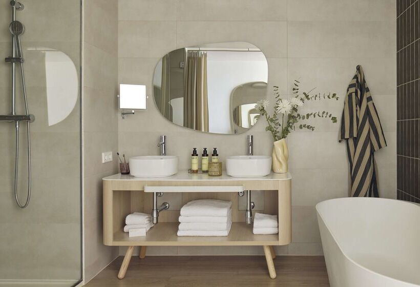 هتل Me Sitges Terramar