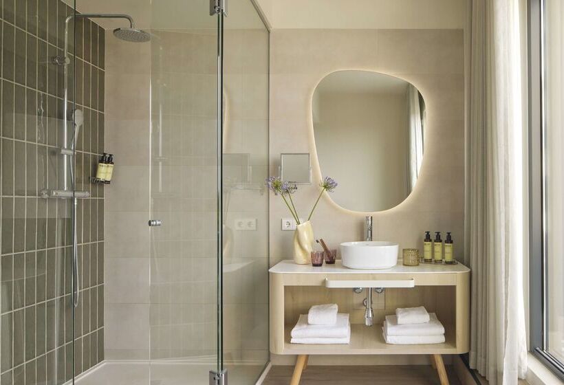 فندق Me Sitges Terramar