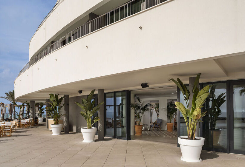 هتل Me Sitges Terramar