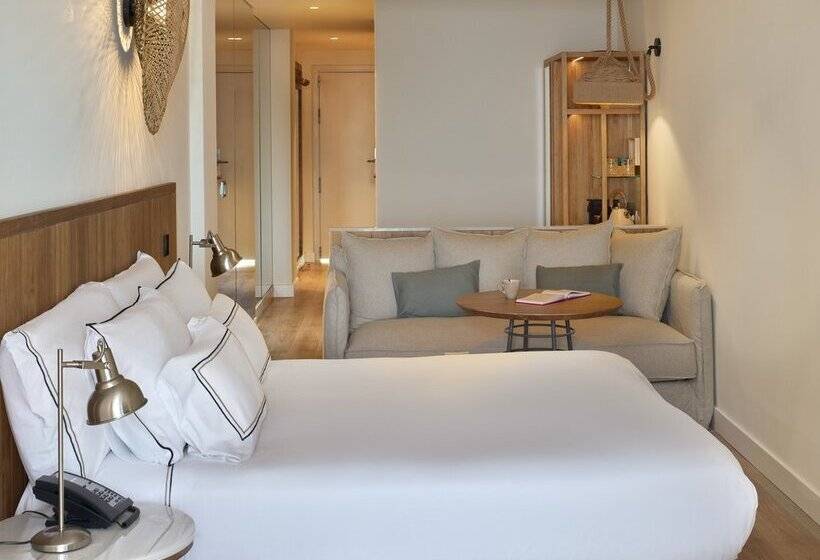 Отель Meliá Ibiza