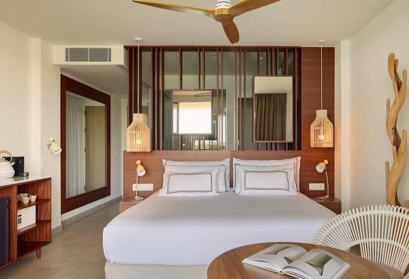 Отель Meliá Ibiza