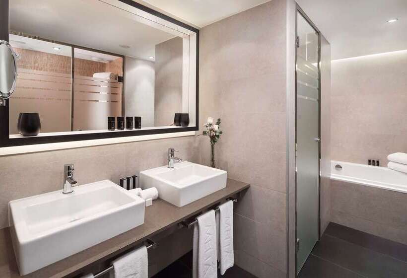 هتل Melia Barcelona Sarriá