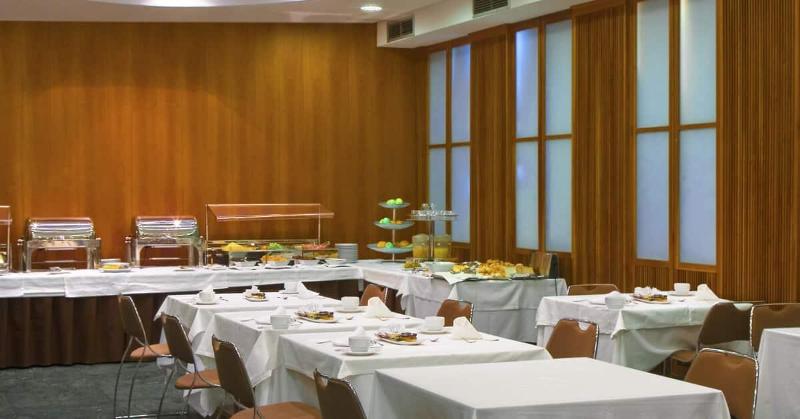 فندق Melia Plaza Valencia