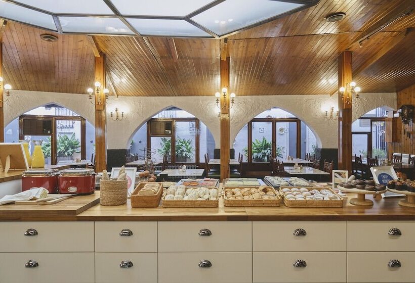 Mesón Castilla Atiram Hotels