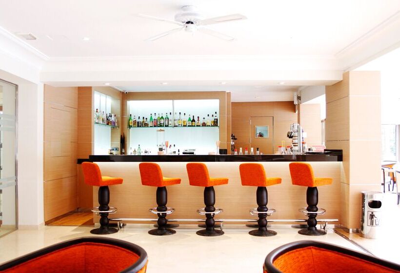 هتل Metropolitan Playa 3 Sup