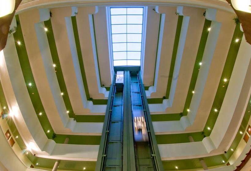 호텔 Montemar Maritim