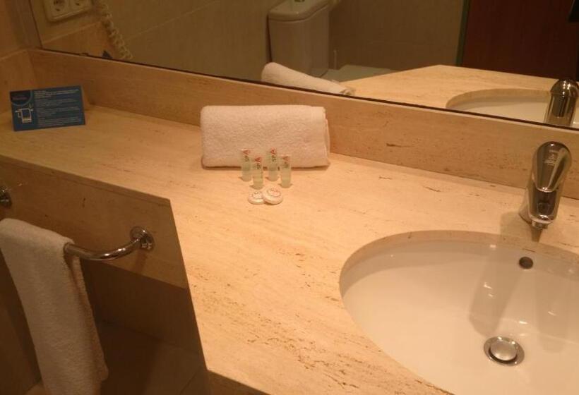 호텔 Montemar Maritim