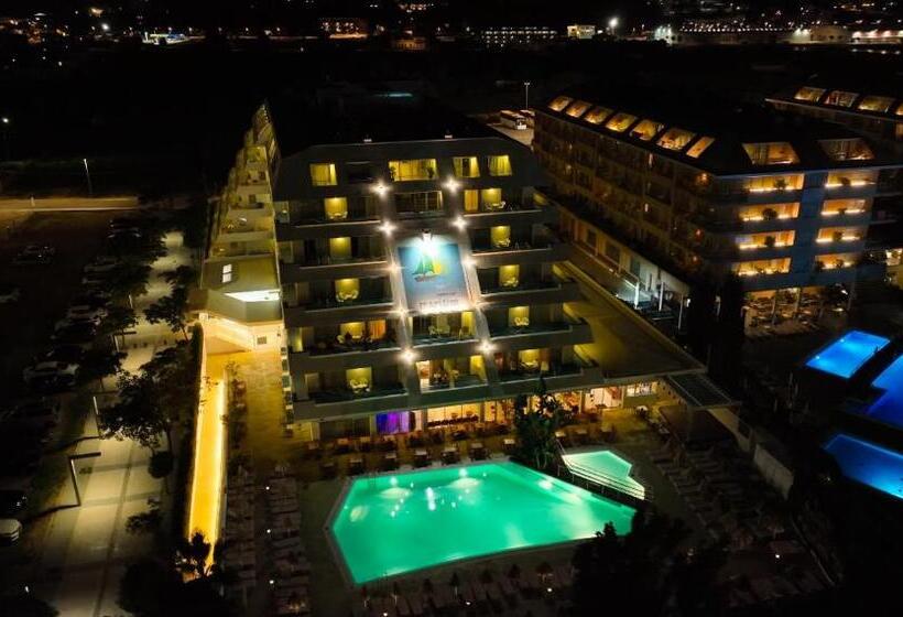 호텔 Montemar Maritim