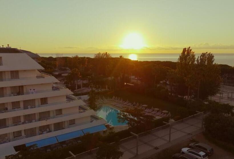 호텔 Montemar Maritim