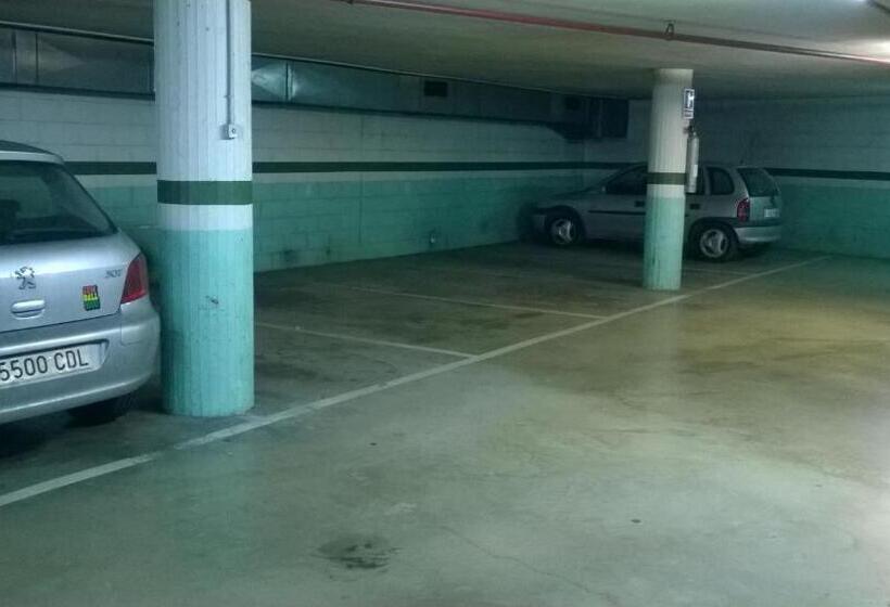 Отель Montmeló