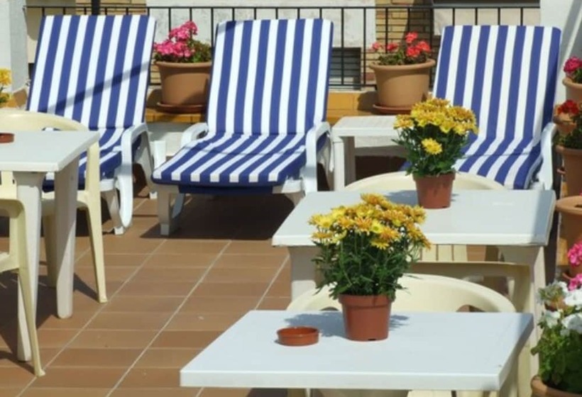 Отель Montserrat