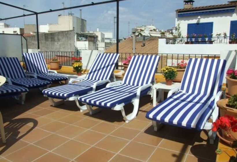 Отель Montserrat