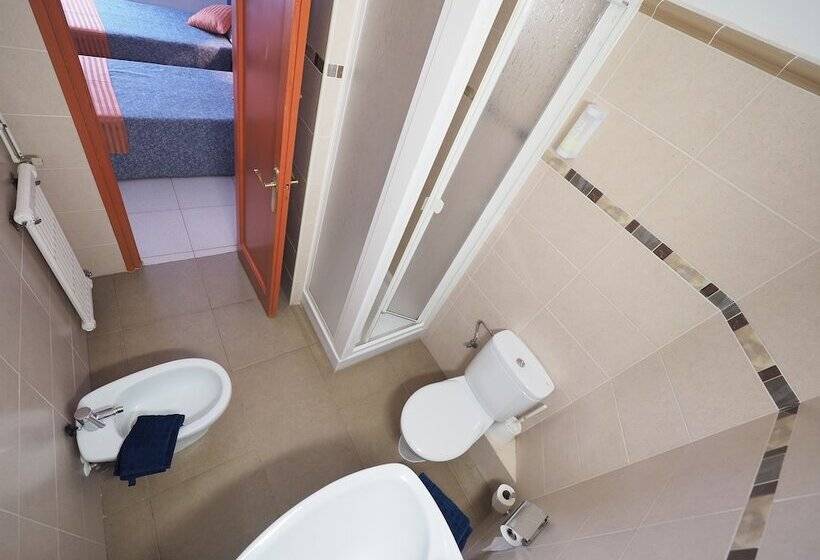 Отель Montserrat