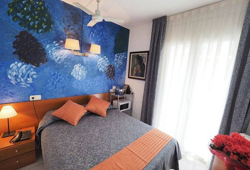 Отель Montserrat