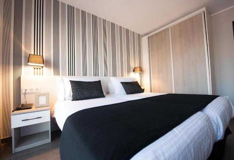 New Hotel Colon