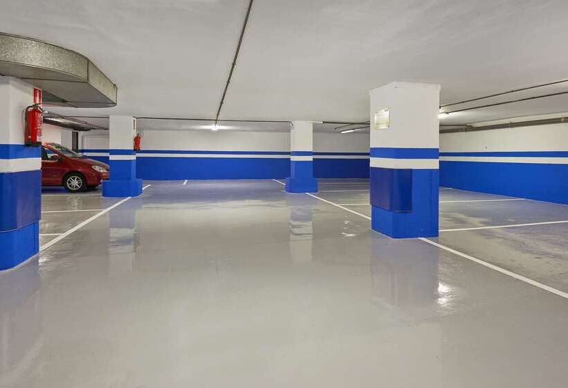 ホテル NH Barcelona Eixample