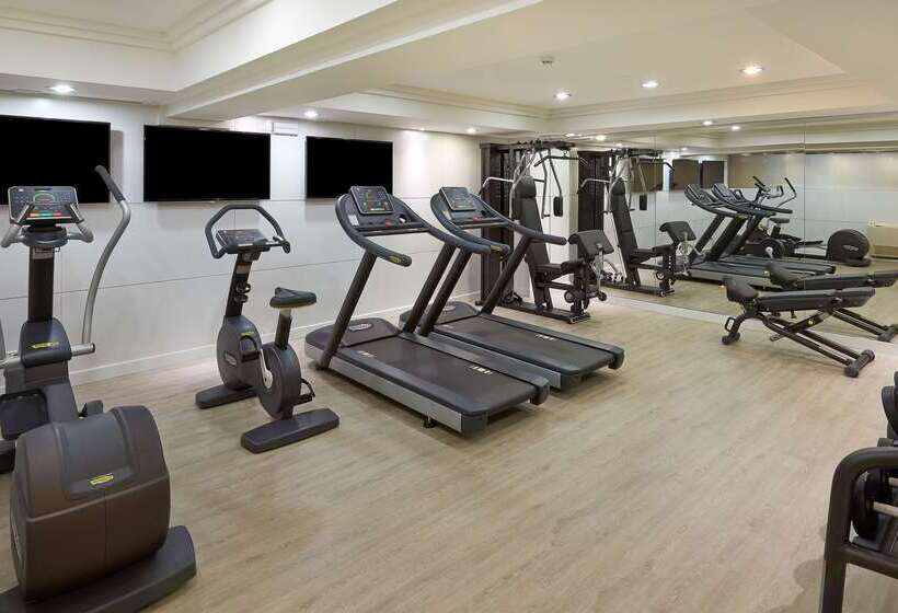 ホテル NH Barcelona Eixample