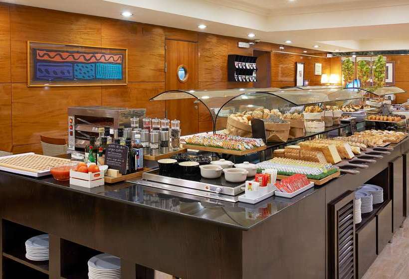 ホテル NH Barcelona Eixample