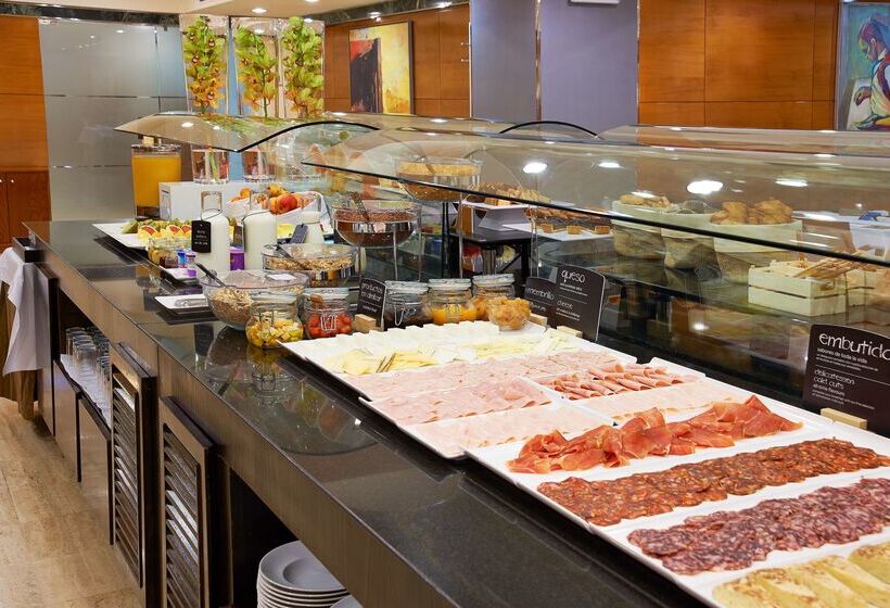 ホテル NH Barcelona Eixample