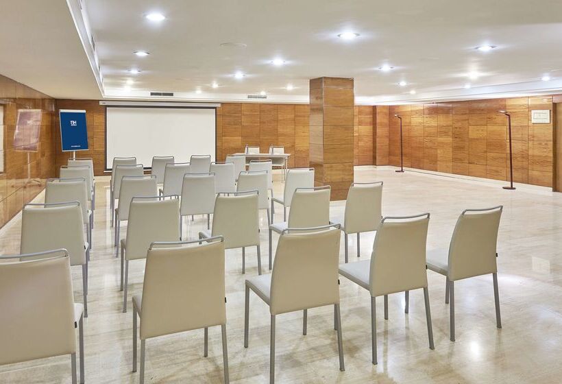 ホテル NH Barcelona Eixample