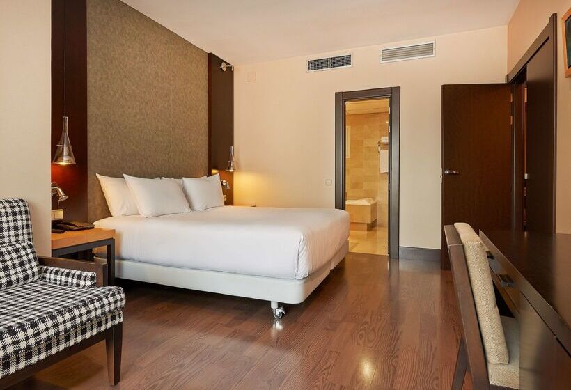 ホテル NH Barcelona Eixample