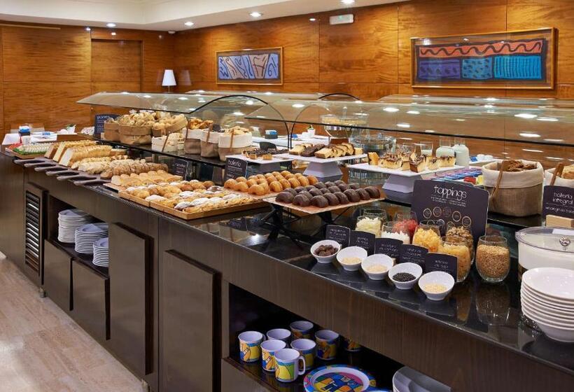 ホテル NH Barcelona Eixample