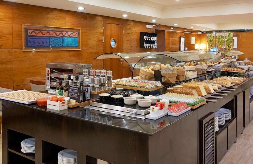 ホテル NH Barcelona Eixample