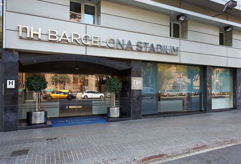 فندق NH Barcelona Stadium