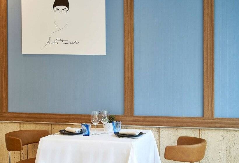 فندق NH Barcelona Stadium