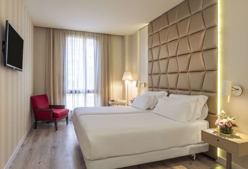 هتل NH Collection Barcelona Pódium